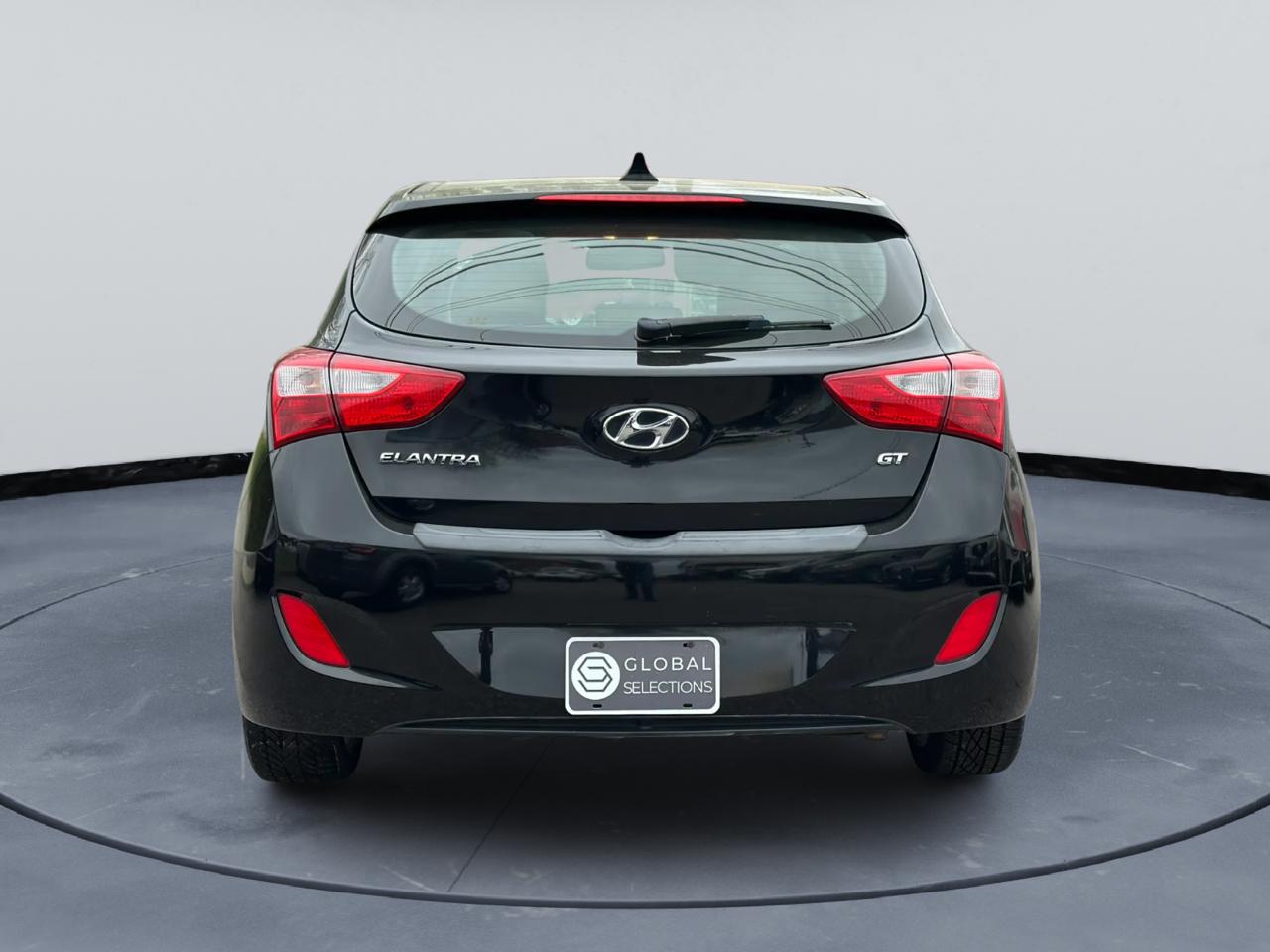 Hyundai Elantra GT A/T 2013