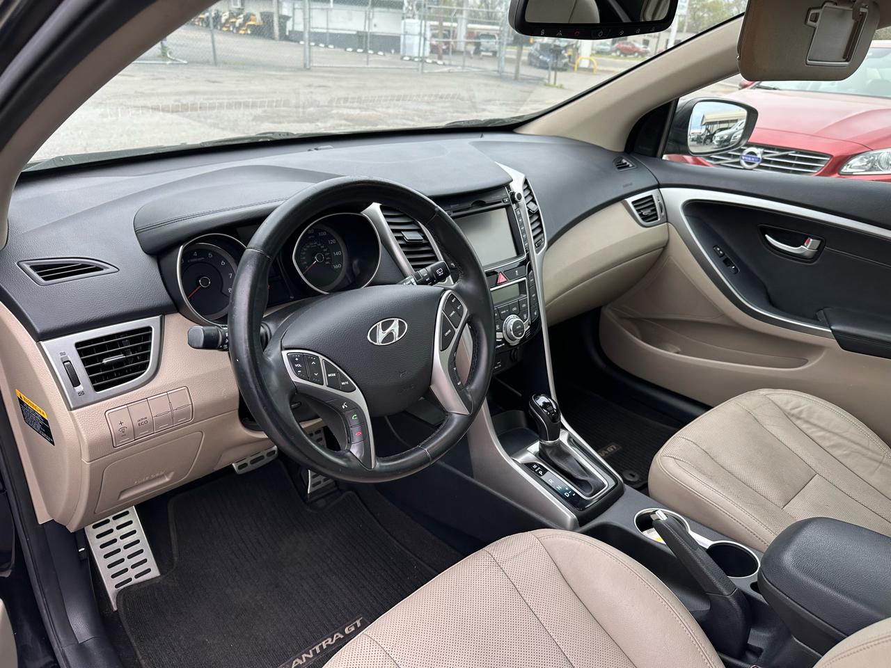 Hyundai Elantra GT A/T 2013