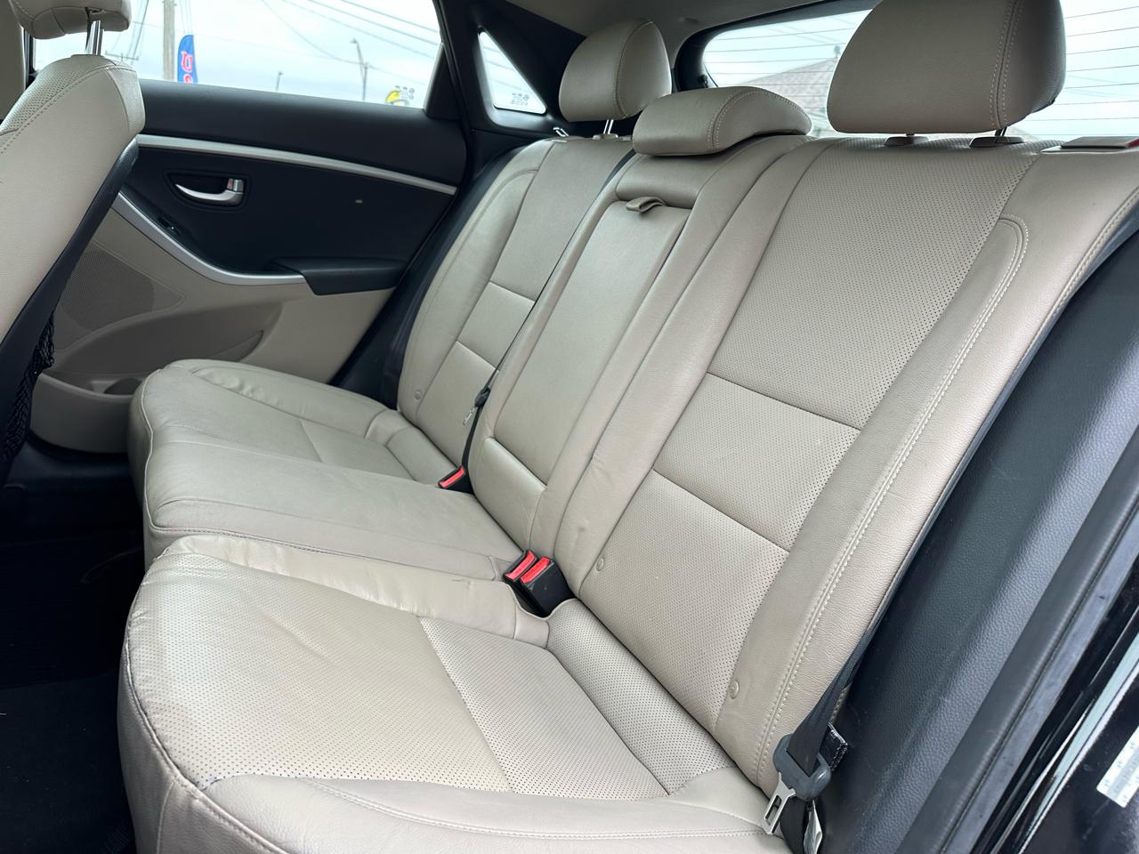 Hyundai Elantra GT A/T 2013