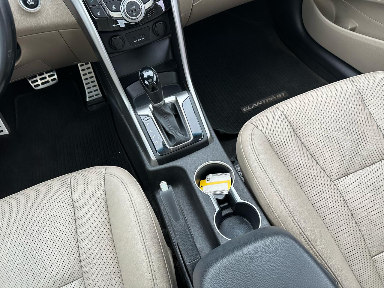 Hyundai Elantra GT A/T 2013