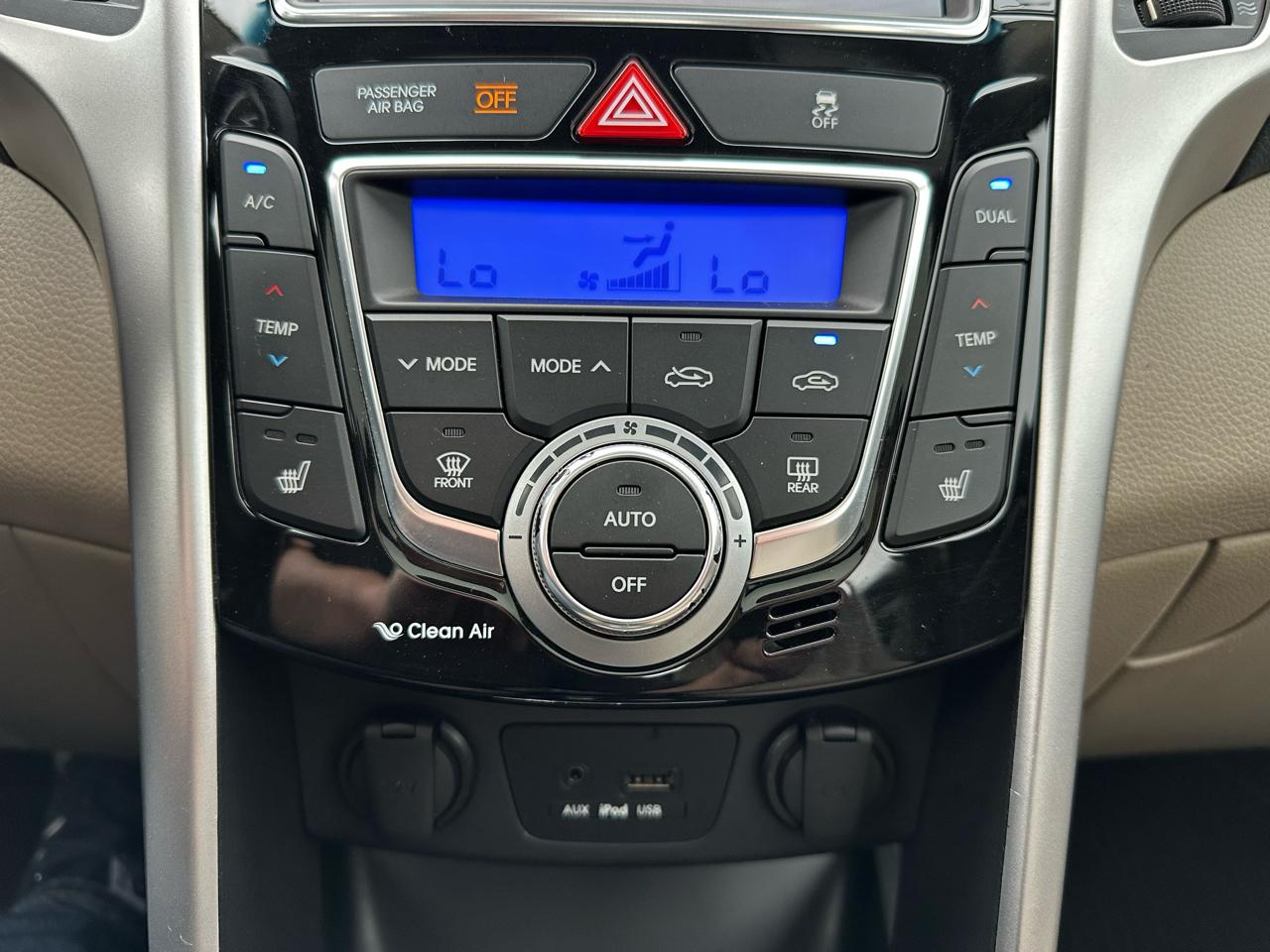 Hyundai Elantra GT A/T 2013