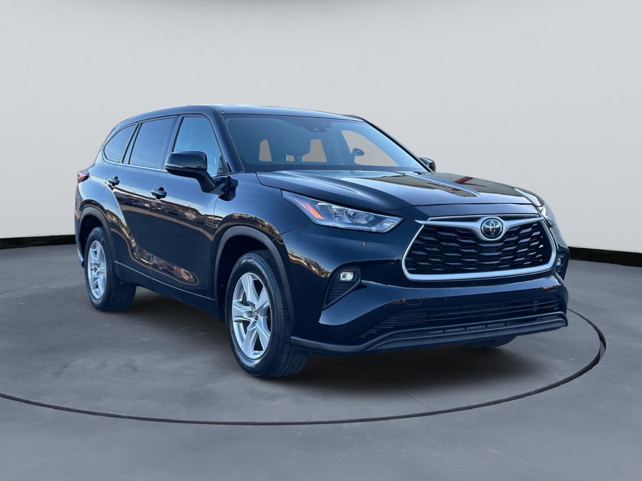 Toyota Highlander LE FWD V6 2020