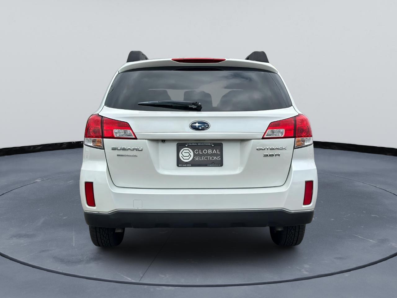 Subaru Outback 3.6R Limited 2011