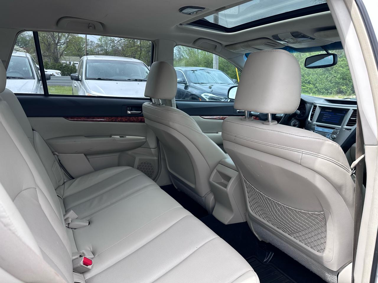 Subaru Outback 3.6R Limited 2011