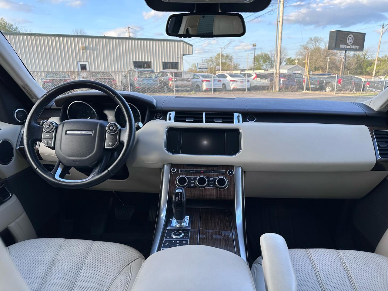 Land Rover Range Rover Sport 3.0L V6 Supercharged SE 2014