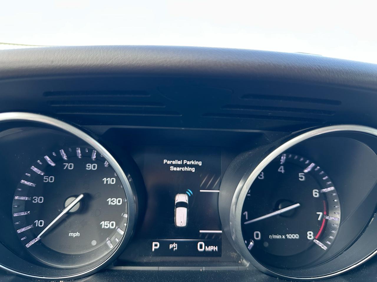 Land Rover Range Rover Sport 3.0L V6 Supercharged SE 2014