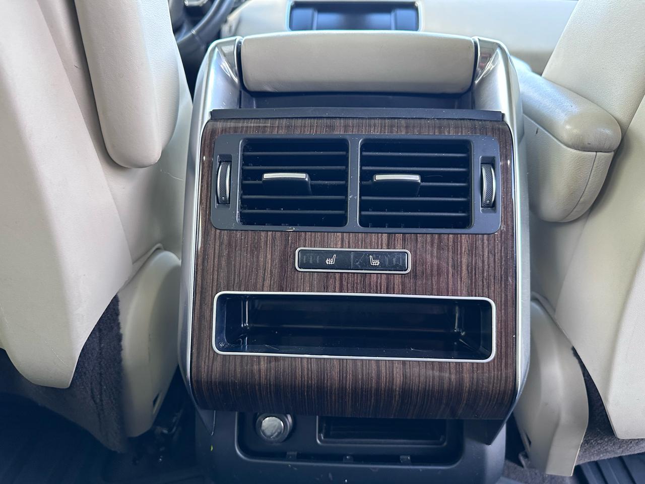 Land Rover Range Rover Sport 3.0L V6 Supercharged SE 2014