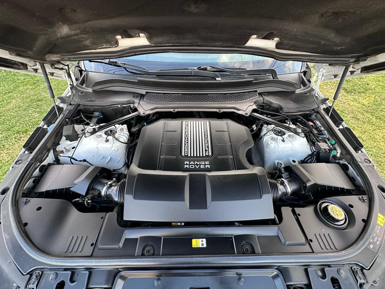 Land Rover Range Rover Sport 3.0L V6 Supercharged SE 2014