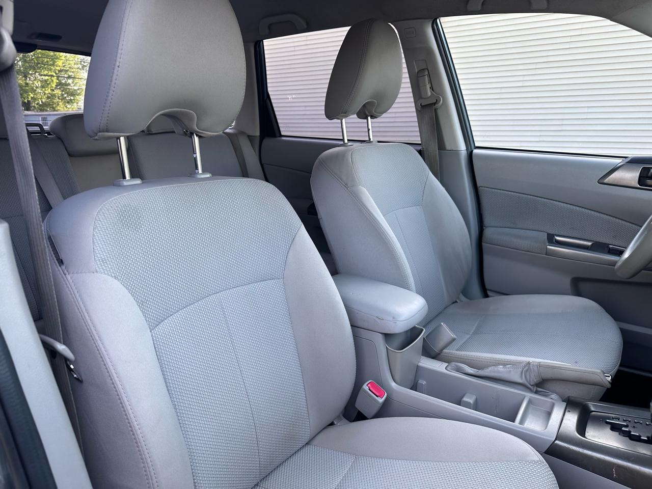 Subaru Forester 2.5X Touring 2011