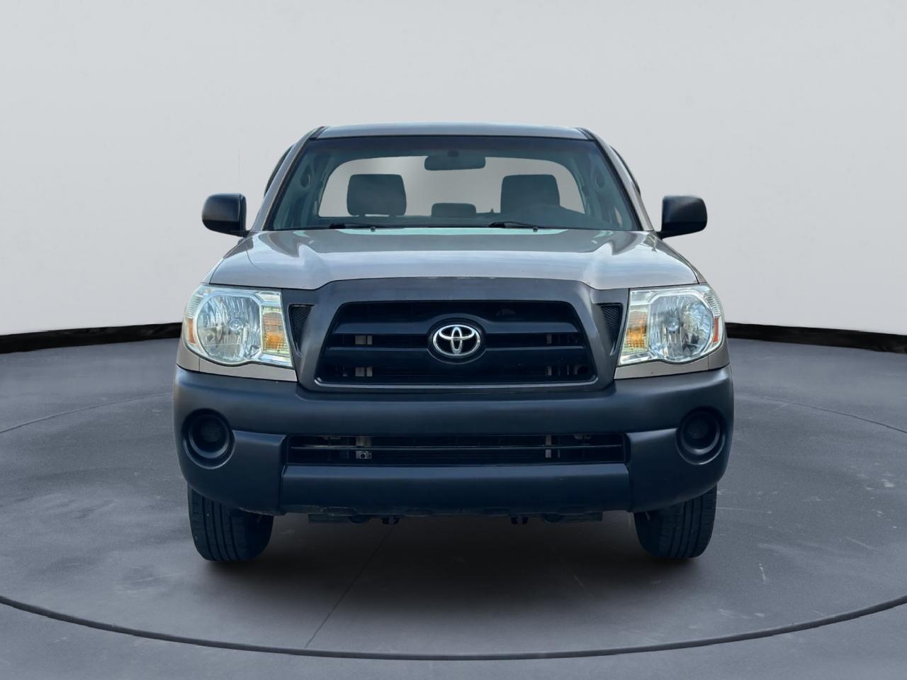 Toyota Tacoma Regular Cab 2WD 2006