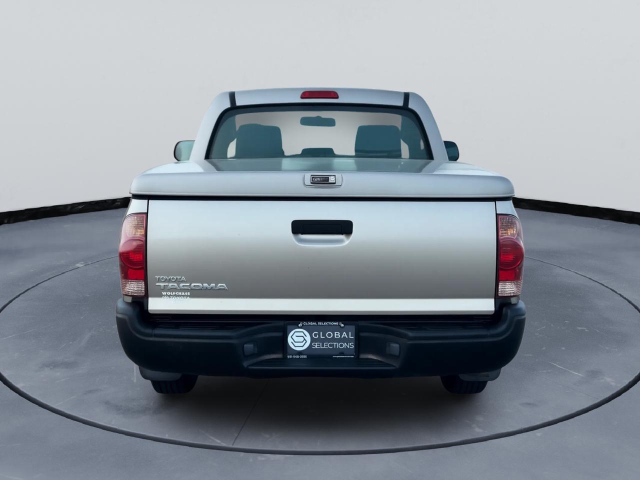 Toyota Tacoma Regular Cab 2WD 2006