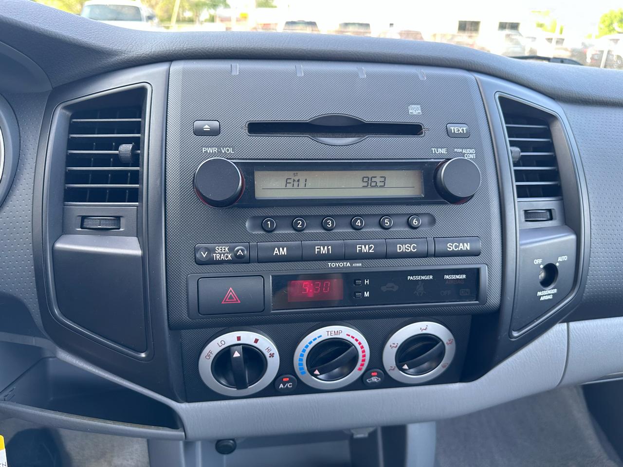 Toyota Tacoma Regular Cab 2WD 2006