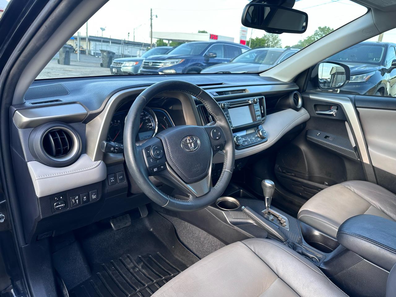 Toyota RAV4 Limited AWD 2015