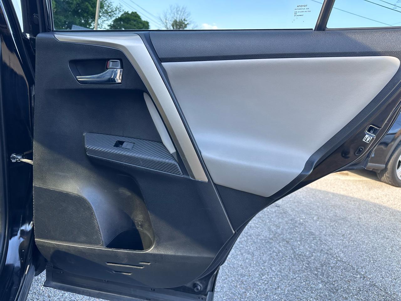 Toyota RAV4 Limited AWD 2015