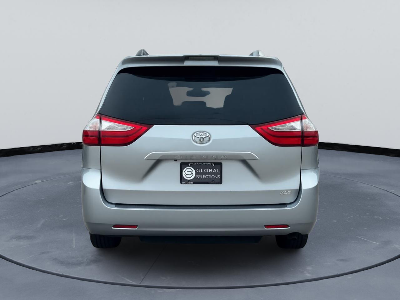 Toyota Sienna Limited Premium 7-Passenger 2018