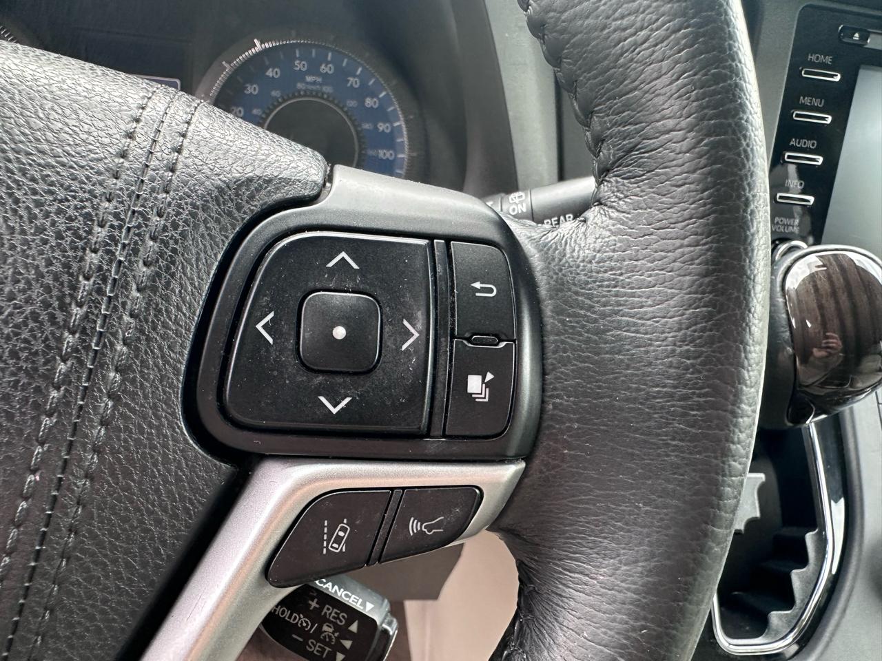 Toyota Sienna Limited Premium 7-Passenger 2018