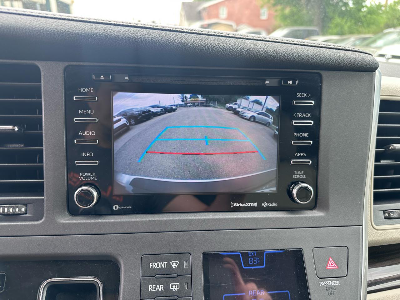 Toyota Sienna Limited Premium 7-Passenger 2018