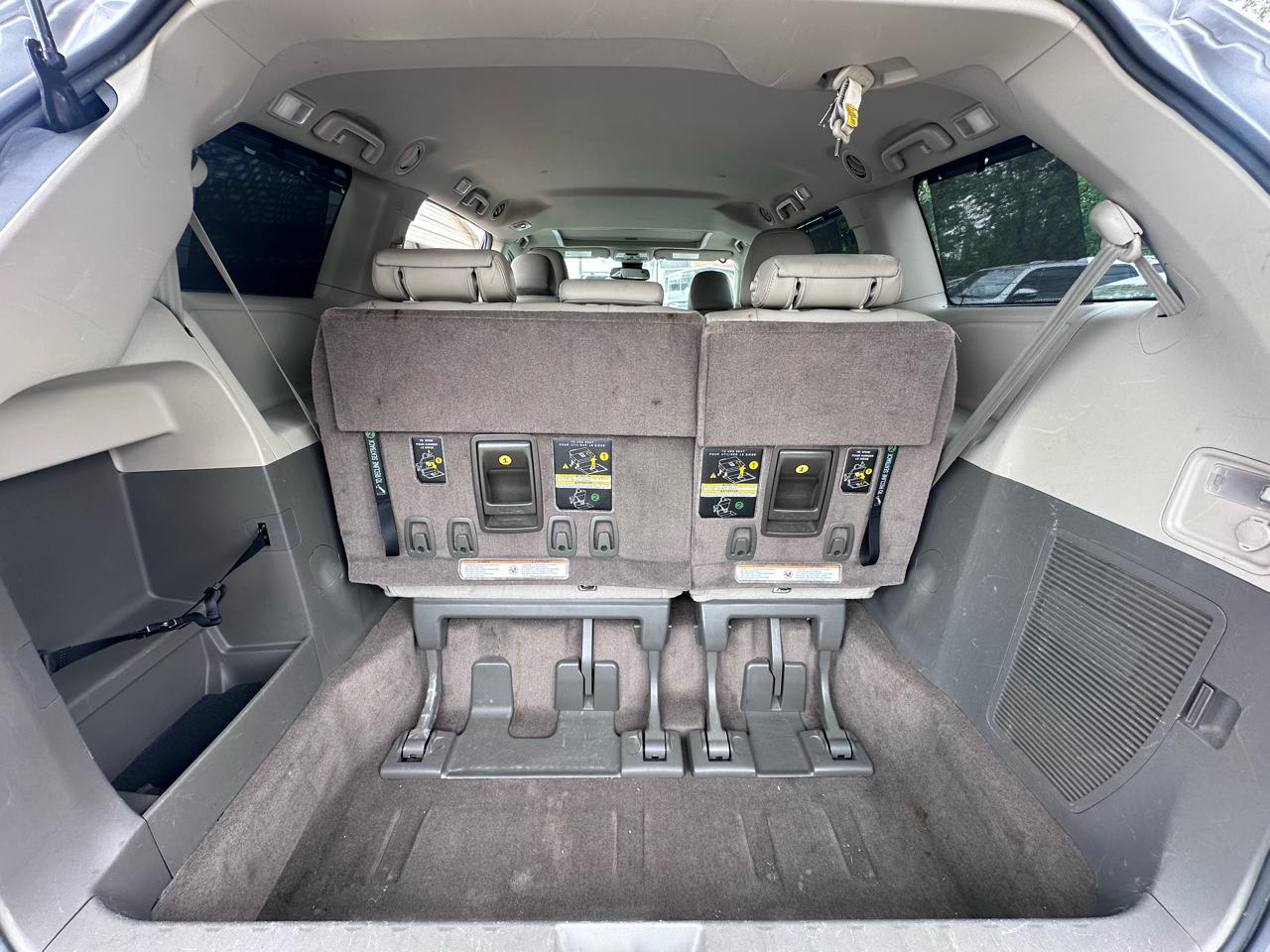 Toyota Sienna Limited Premium 7-Passenger 2018