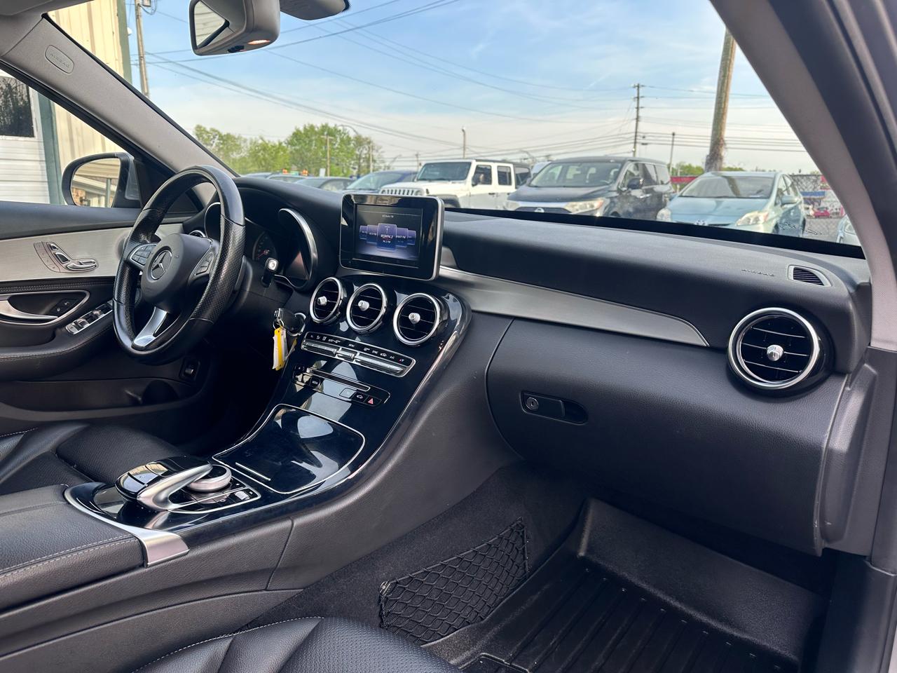 Mercedes-Benz C-Class C300 Sedan 2015