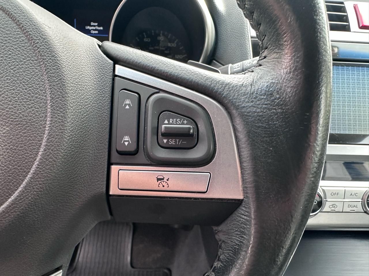 Subaru Outback 2.5i Limited 2015