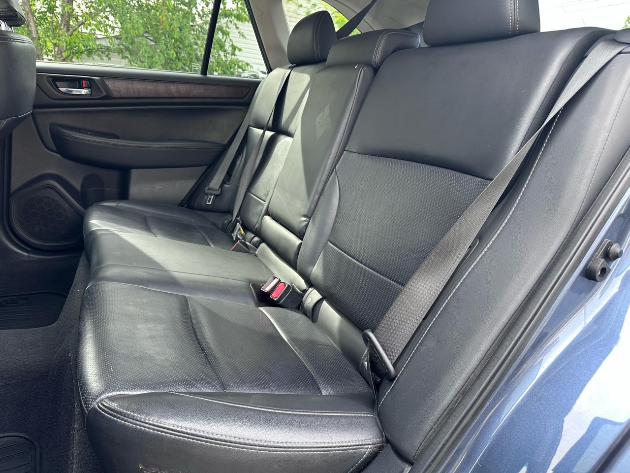 Subaru Outback 2.5i Limited 2015