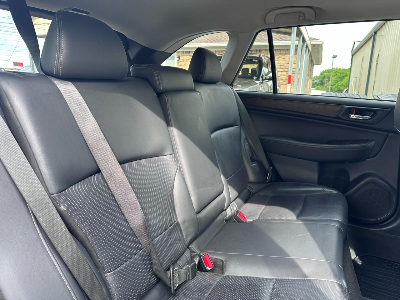 Subaru Outback 2.5i Limited 2015