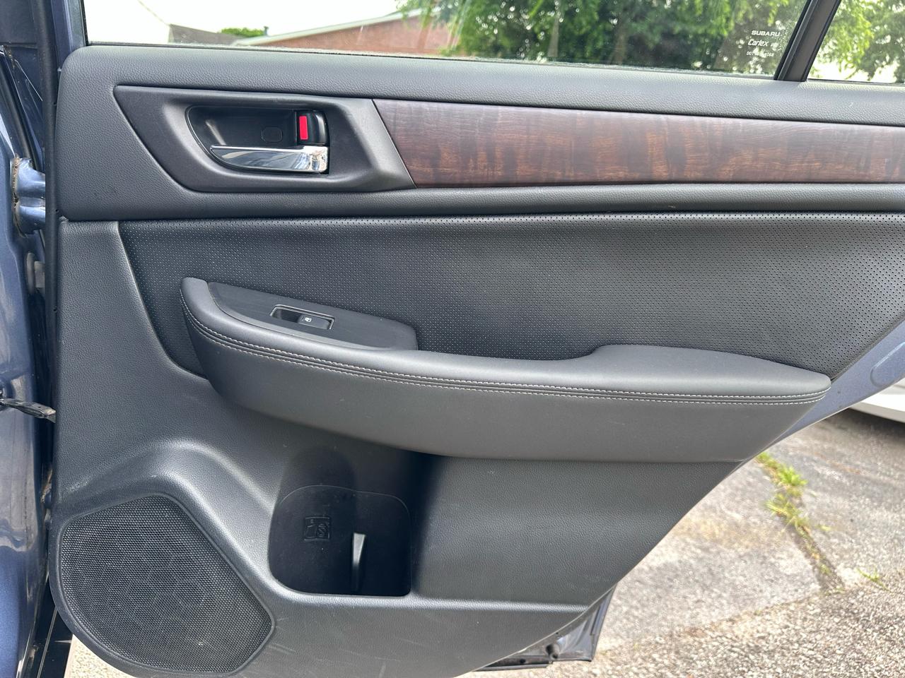 Subaru Outback 2.5i Limited 2015