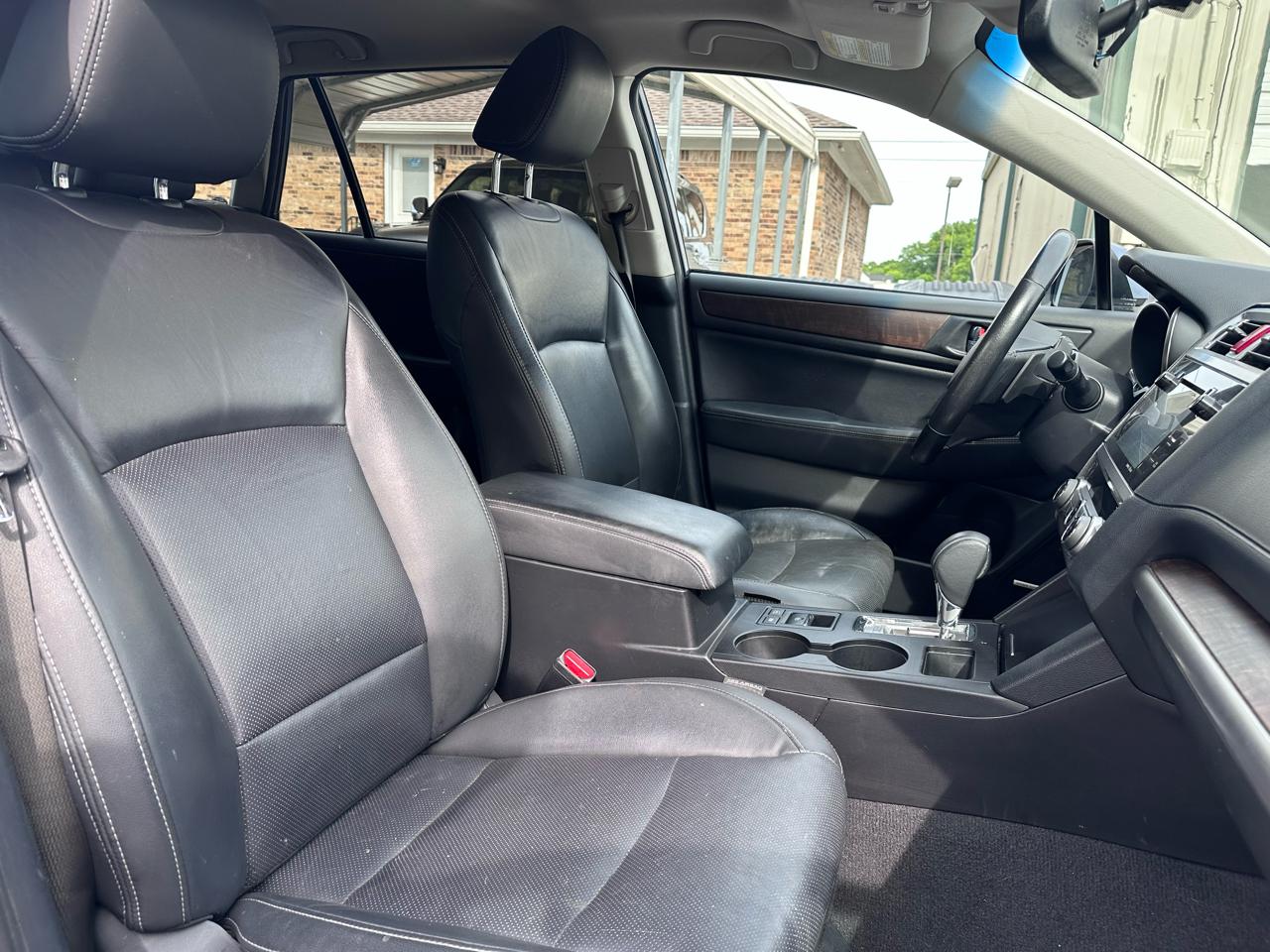Subaru Outback 2.5i Limited 2015