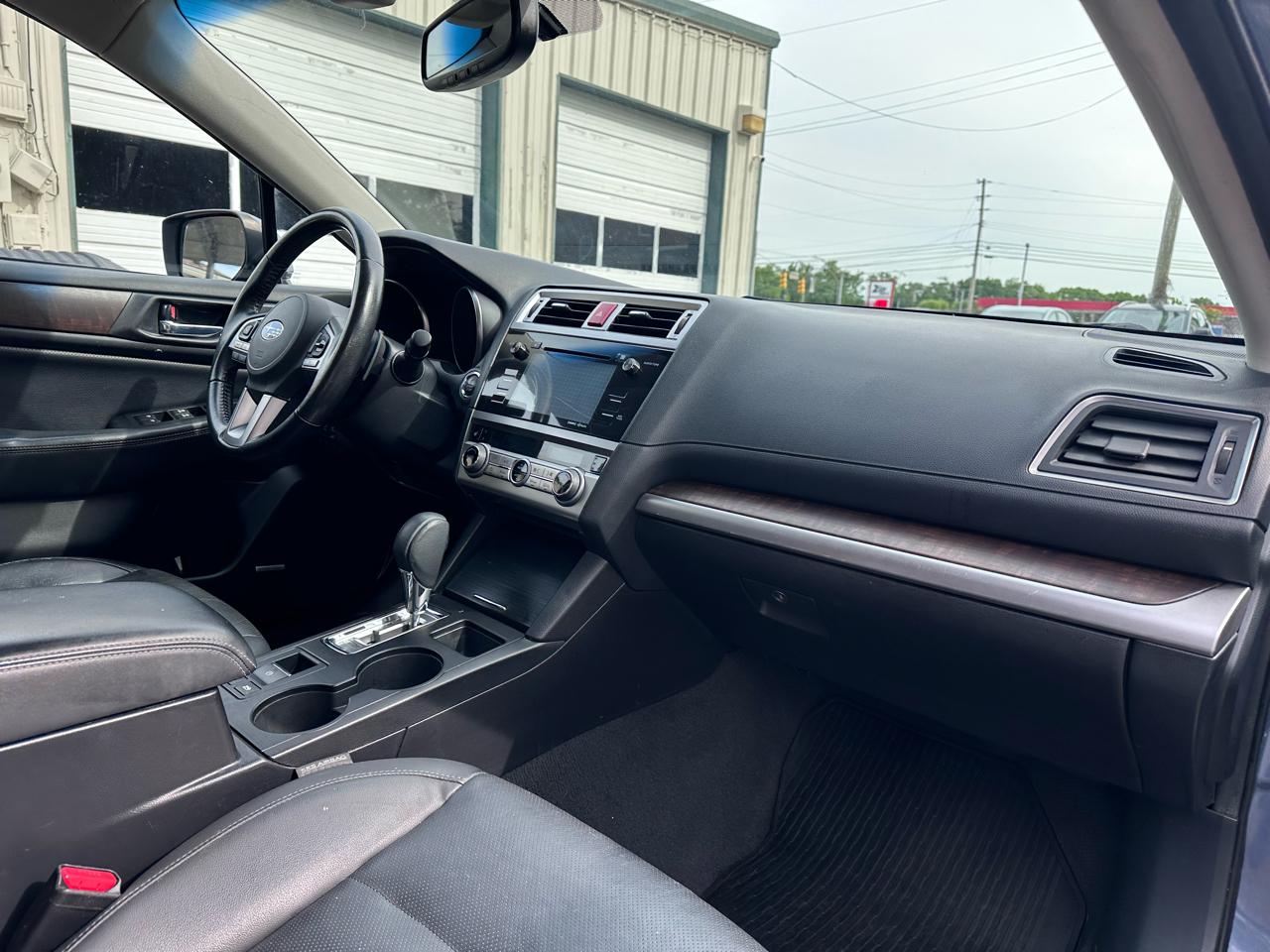 Subaru Outback 2.5i Limited 2015