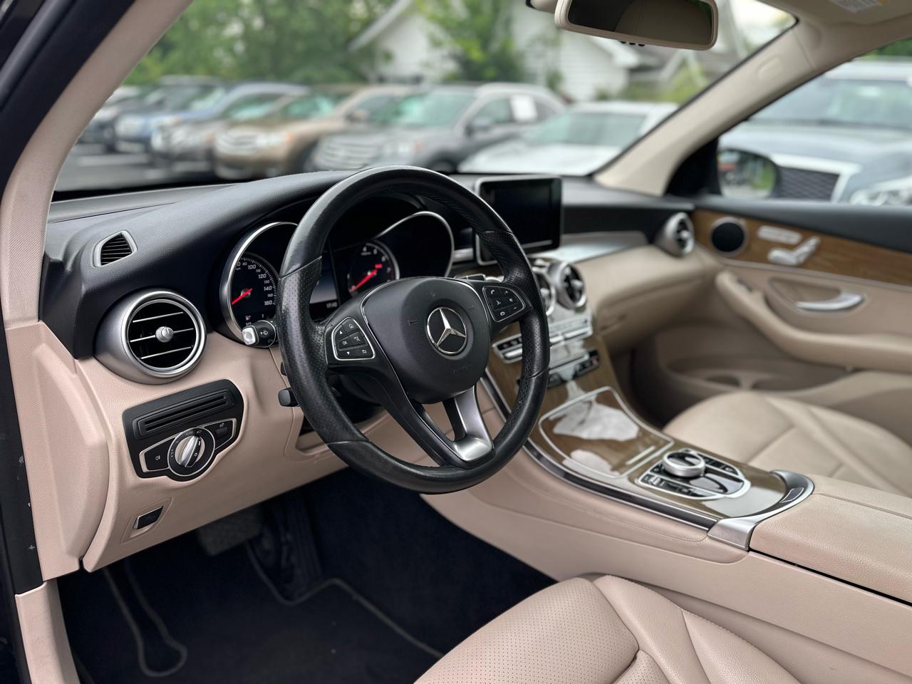 Mercedes-Benz GLC-Class GLC300 2018