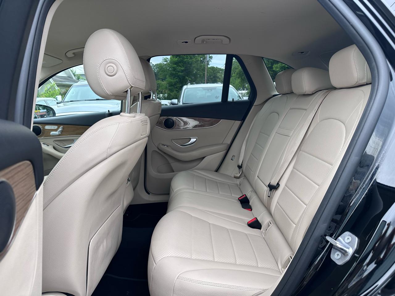 Mercedes-Benz GLC-Class GLC300 2018