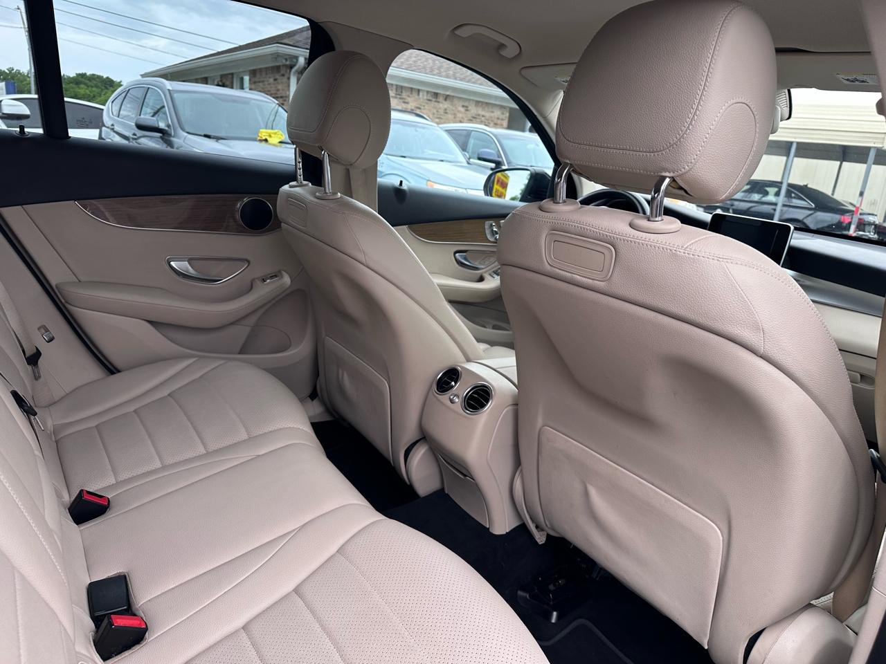 Mercedes-Benz GLC-Class GLC300 2018