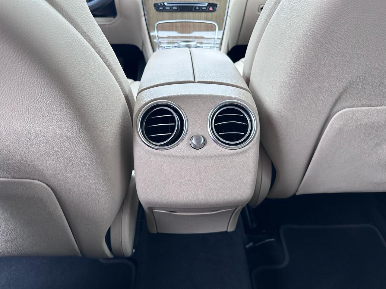 Mercedes-Benz GLC-Class GLC300 2018