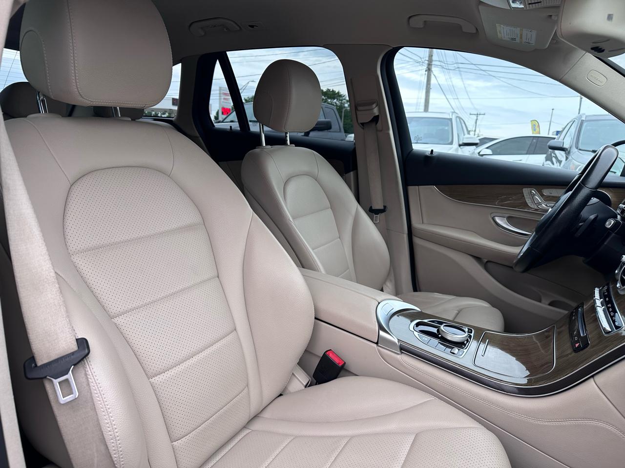 Mercedes-Benz GLC-Class GLC300 2018
