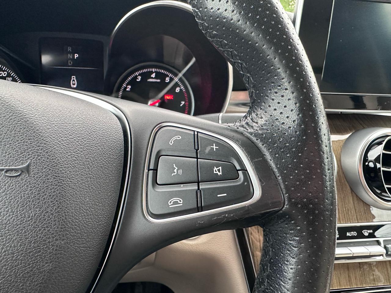 Mercedes-Benz GLC-Class GLC300 2018