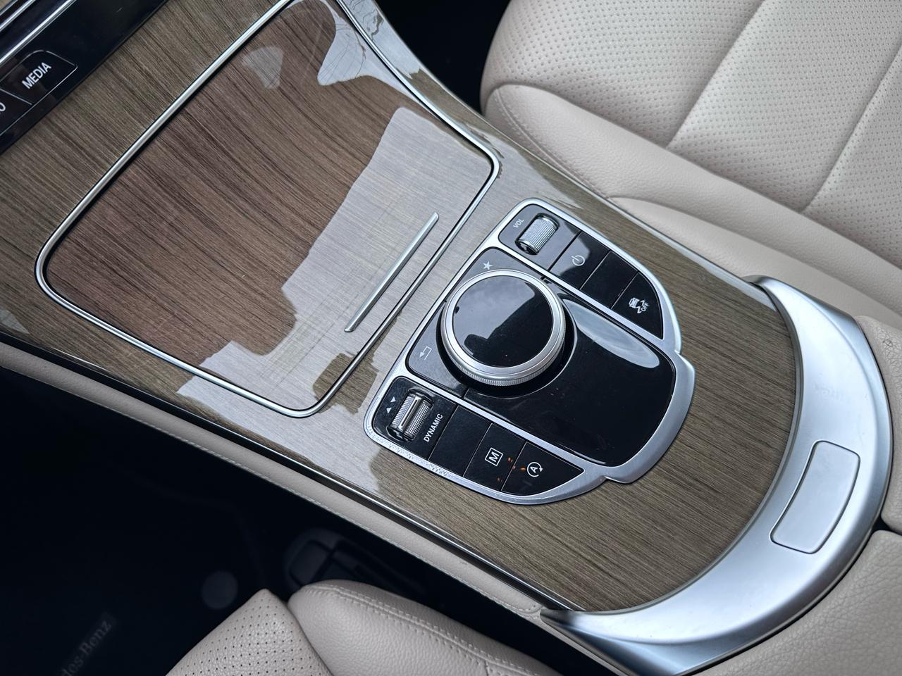 Mercedes-Benz GLC-Class GLC300 2018