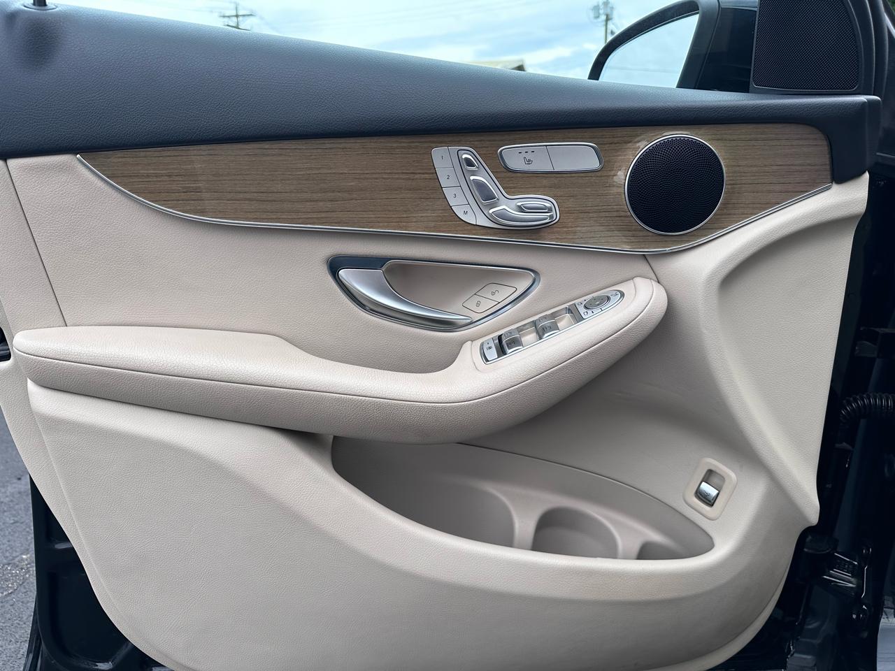 Mercedes-Benz GLC-Class GLC300 2018