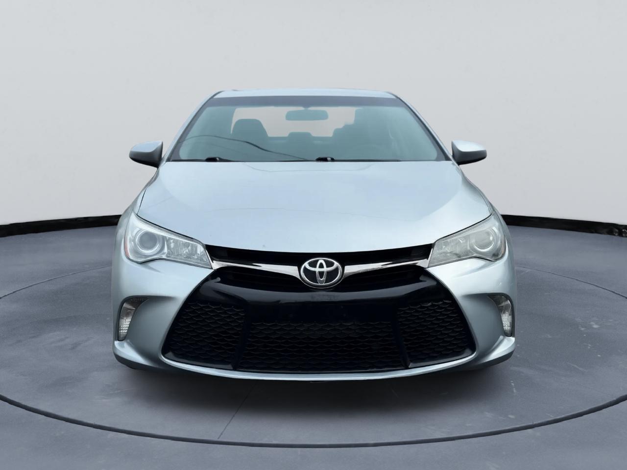 Toyota Camry SE 2015