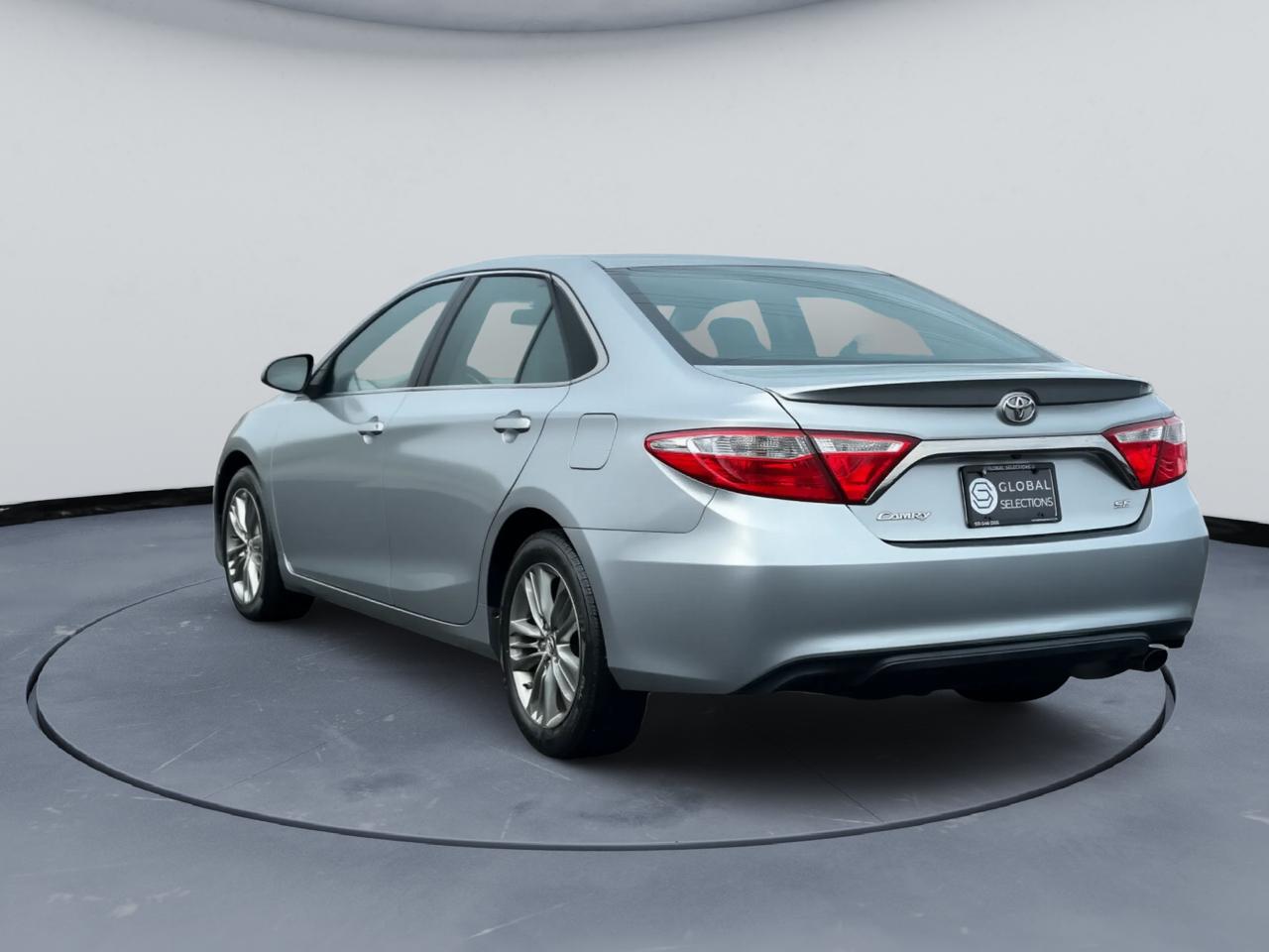 Toyota Camry SE 2015