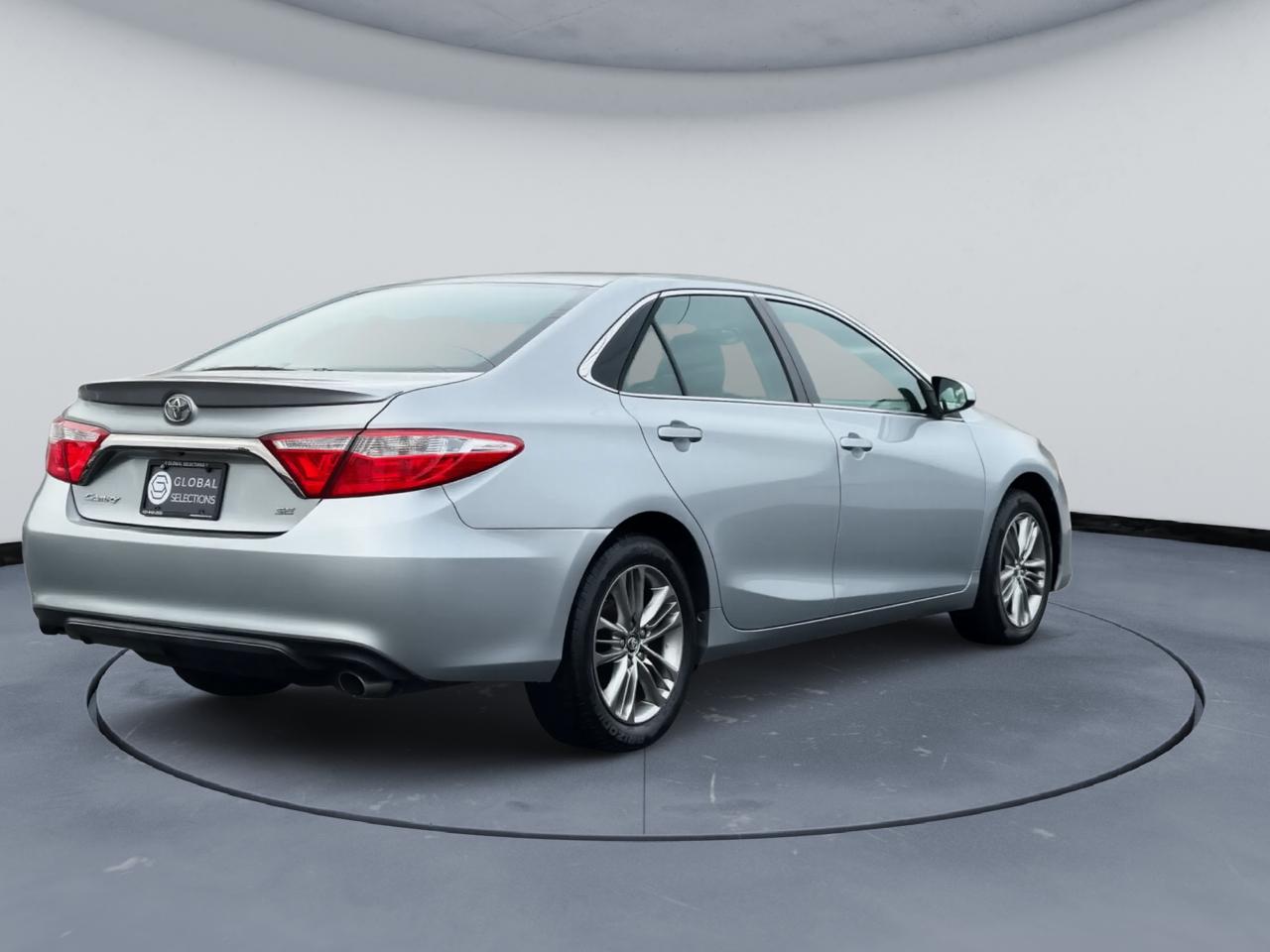Toyota Camry SE 2015