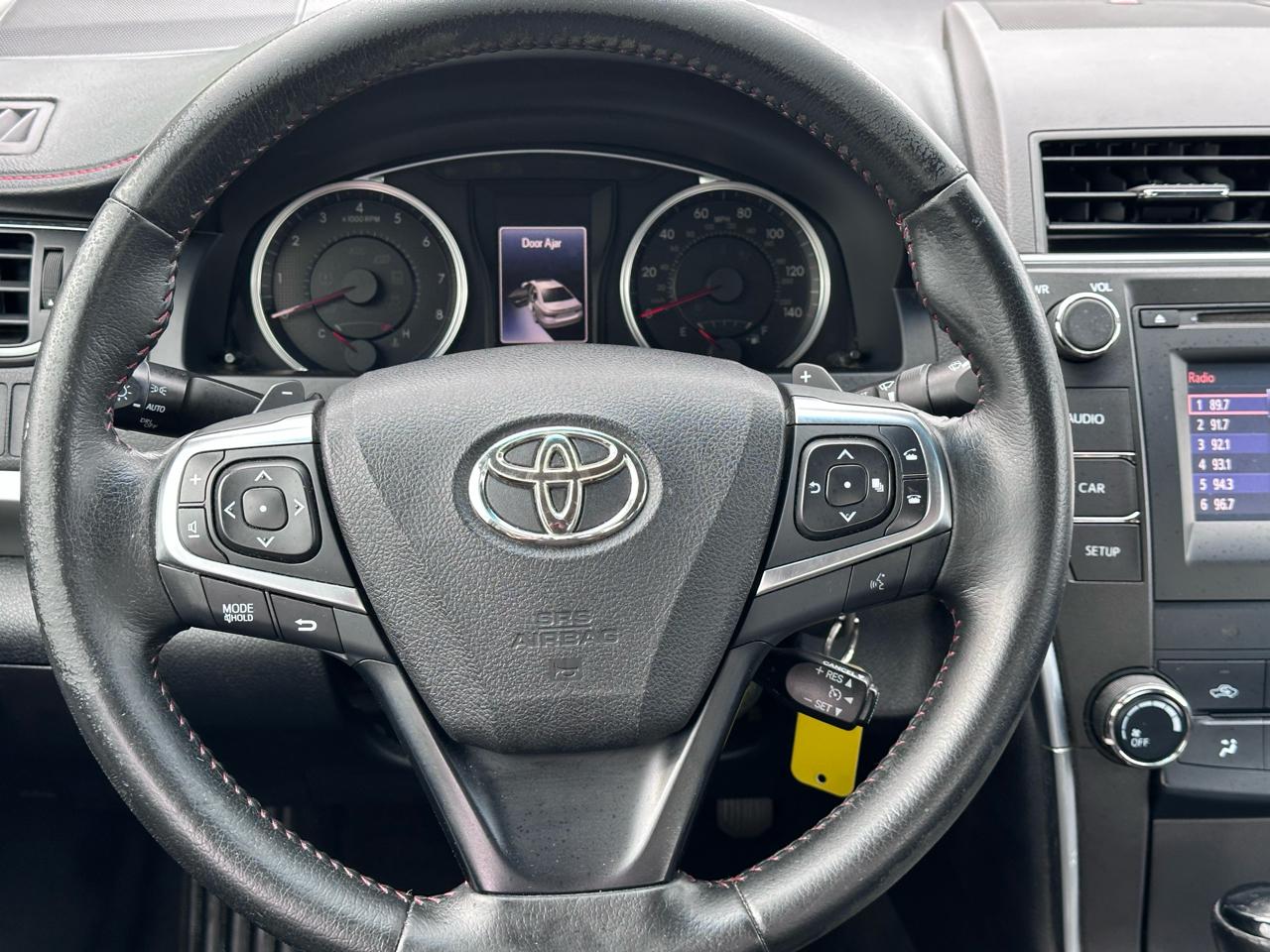 Toyota Camry SE 2015