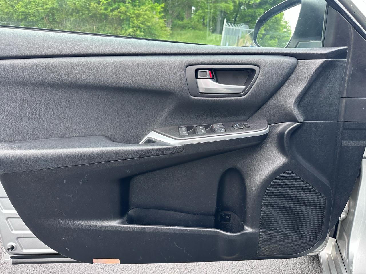 Toyota Camry SE 2015