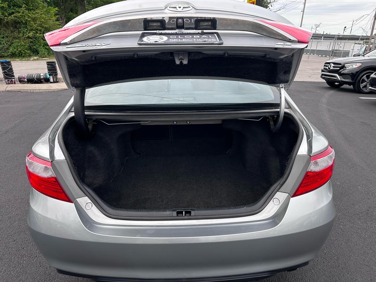 Toyota Camry SE 2015