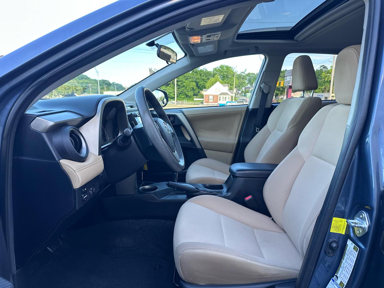 Toyota RAV4 XLE AWD 2013