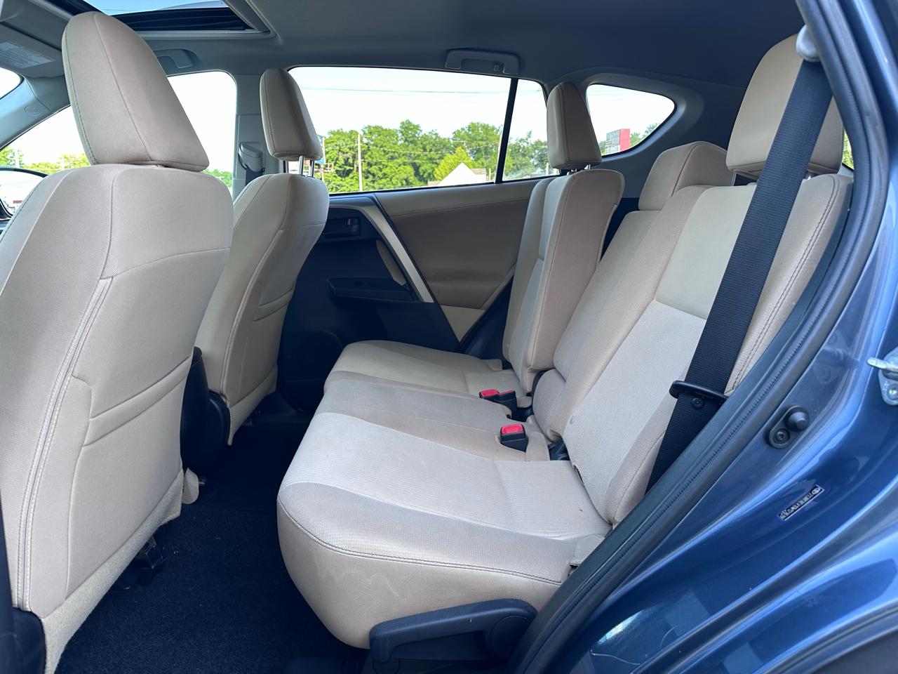 Toyota RAV4 XLE AWD 2013