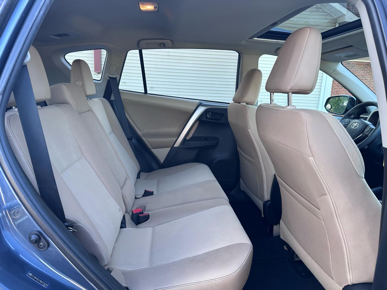 Toyota RAV4 XLE AWD 2013