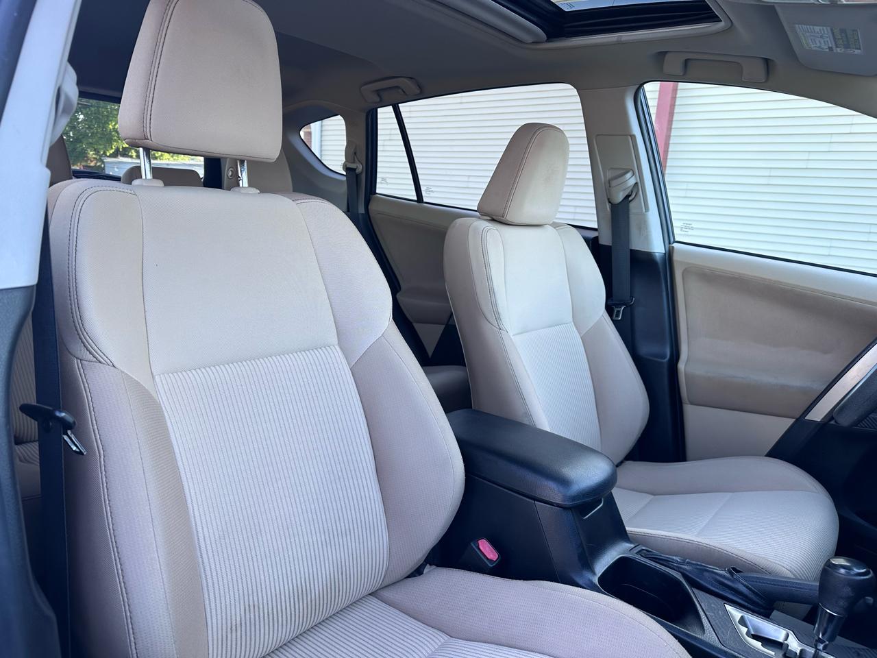 Toyota RAV4 XLE AWD 2013
