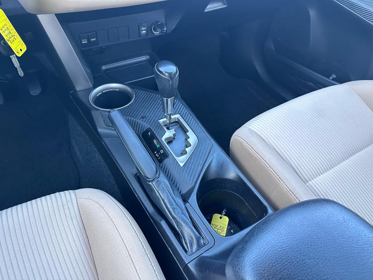 Toyota RAV4 XLE AWD 2013