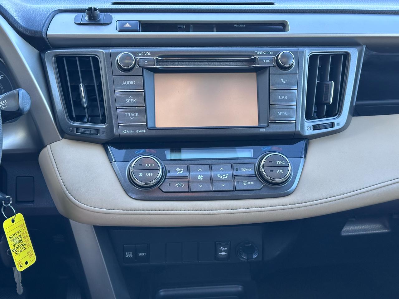 Toyota RAV4 XLE AWD 2013