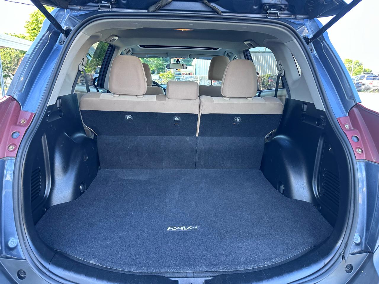 Toyota RAV4 XLE AWD 2013